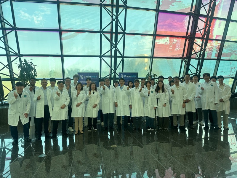 KAIST 연구진의 ChemIndix 2024 참여 단체 사진
