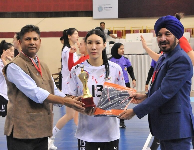 카자흐스탄전에서 매치 MVP에 선정된 이연경