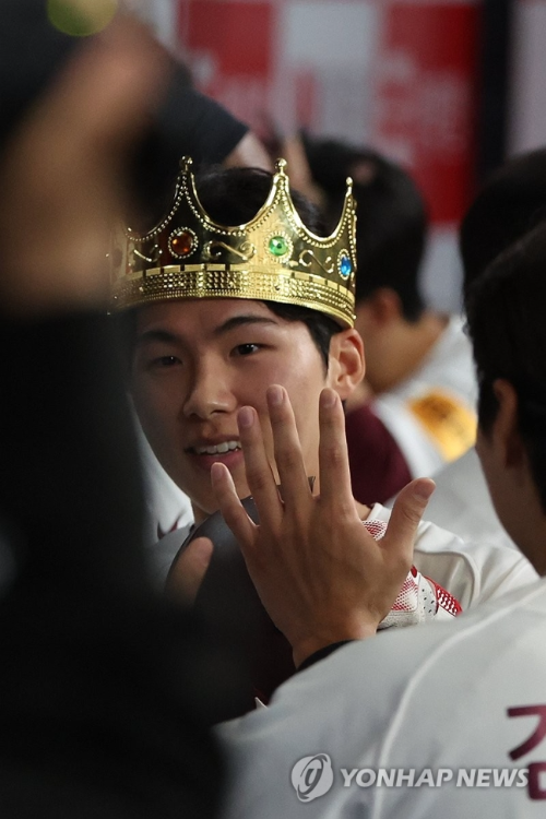 왕관 쓴 김혜성