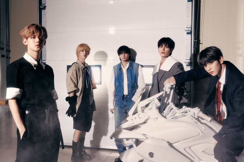 투모로우바이투게더, 미니 7집으로 日 레코드협회 ‘플래티넘’ 인증 획득…누적 출하량 25만 장 돌파