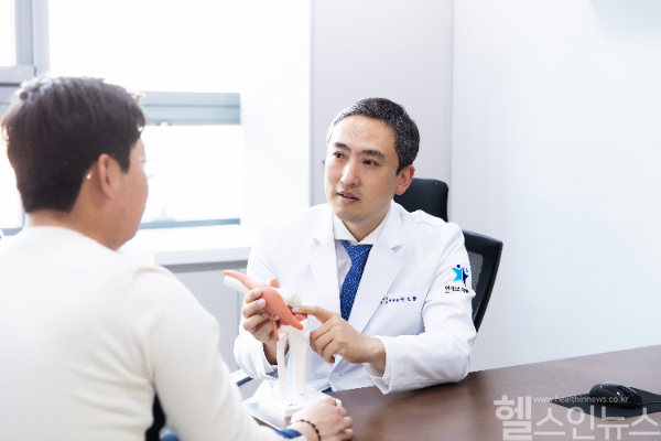 권오룡 연세스타병원 병원장(정형외과 전문의)