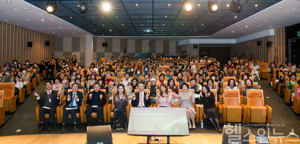 '2024 리유 토크콘서트' 단체 사진 (대림성모병원 제공)