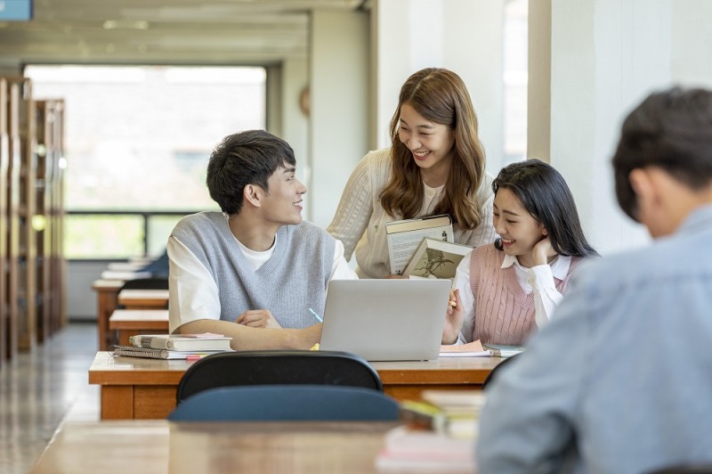 사이버대학교, 신·편입생 모집하며 성인 학습자의 교육 메이트로 앞장