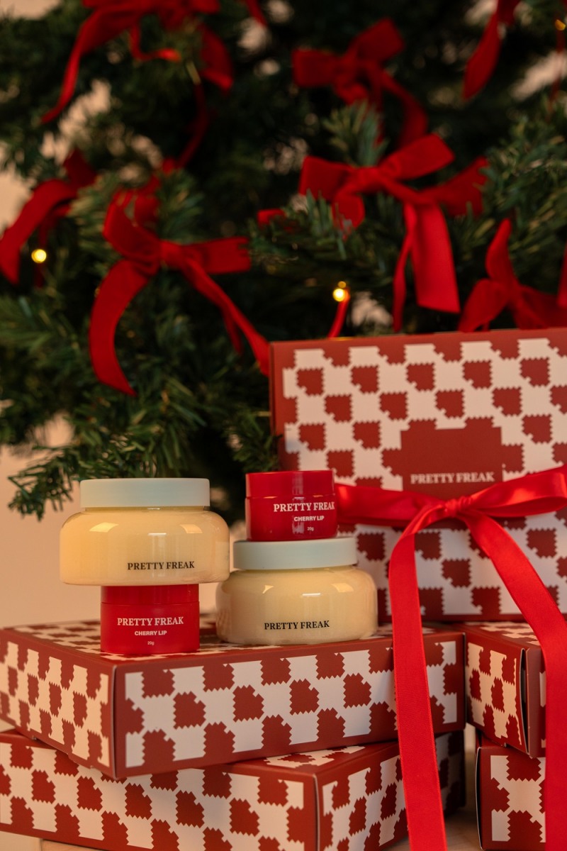 작년 크리스마스 9만명 접속 서버다운된 ‘프리티프릭’ 한정판 재오픈