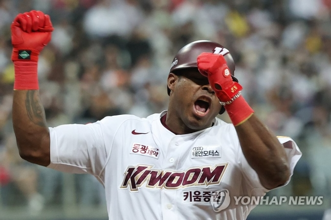 키움 히어로즈에 3년 만에 복귀한 야시엘 푸이그