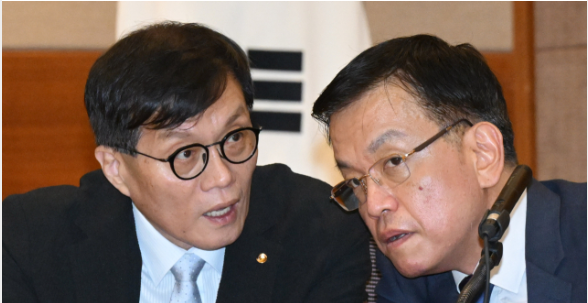 (상보) 최상목 "변동성 과도할 시 추가적 시장안정조치"..유상대 한은 부총재 "변동성 과도하게 확대될 경우 신속하게 시장안정화 조치 실시"