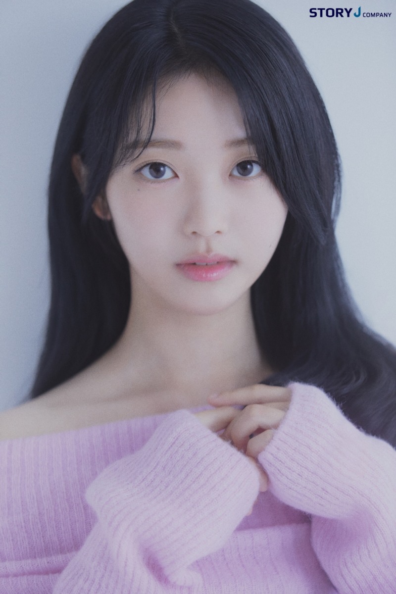 홍승희, 스토리제이컴퍼니와 전속계약 체결…새로운 도약 예고