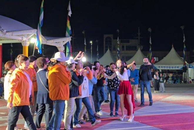 트로트 가수 송서아, 하루 400㎞라도 달려갑니다!