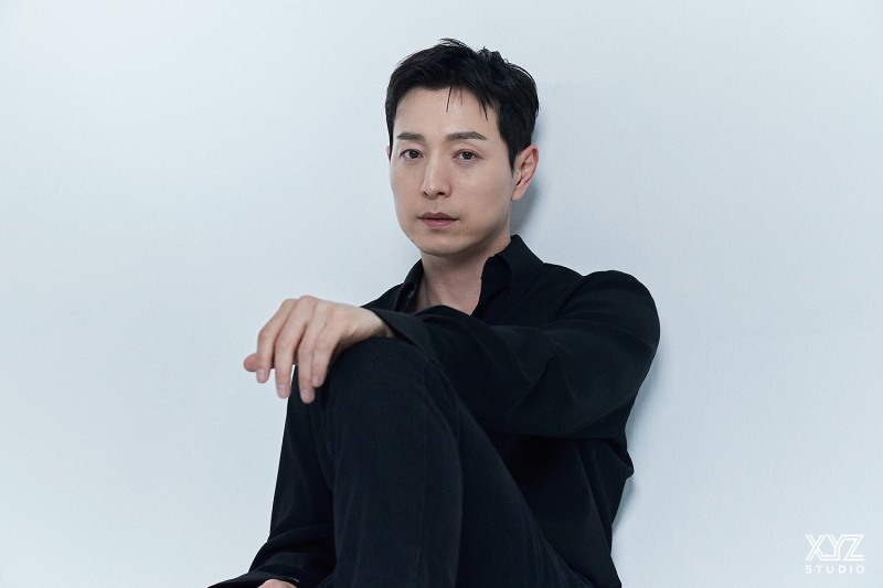 정성일, 풍성한 차기작 이어 광고계까지 섭렵…뷰티 브랜드 모델 발탁