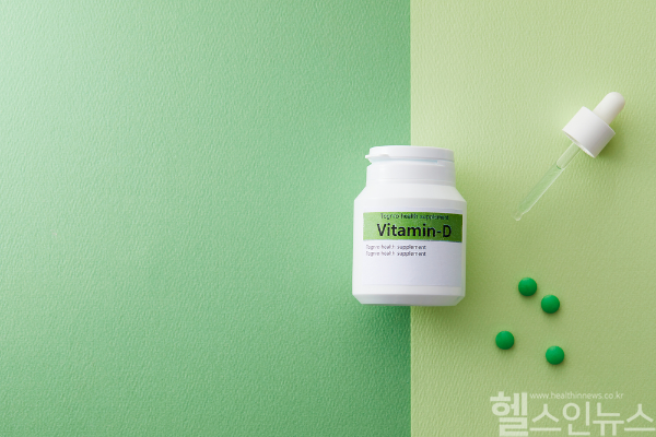 나이가 들면서 발생 위험이 커지는 근감소증 예방에 비타민D가 도움이 된다는 연구 결과가 밝혀졌다. (클립아트코리아)