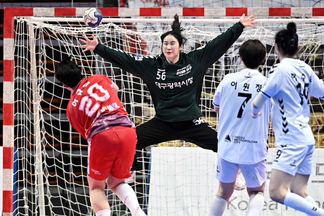 대구광역시청 강은지 골키퍼 신한 SOL페이 23-24 핸드볼 H리그 경기 모습 / 사진제공=한국핸드볼연맹