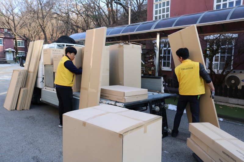 신세계까사, ‘희망드림 가구 지원’ 6년 간 4억원 상당 가구 기부