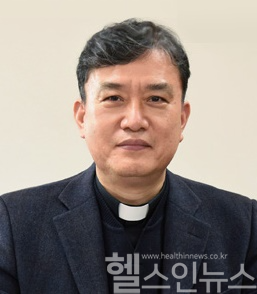 가톨릭대학교 대전성모병원장 강전용 신부./대전성모병원