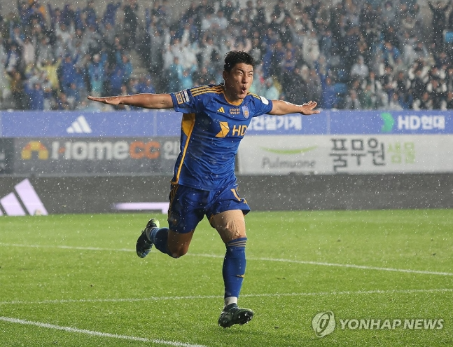 골 넣은 주민규