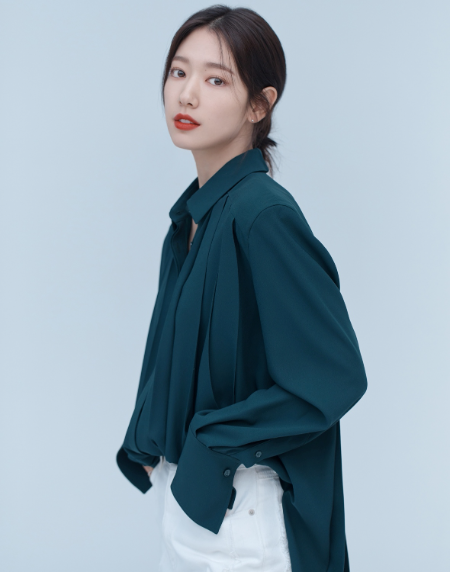 희망친구 기아대책 박신혜 홍보대사가 팬들과 함께 기아대책 ‘희망온 캠페인’에 후원금 5천만 원을 전달했다.