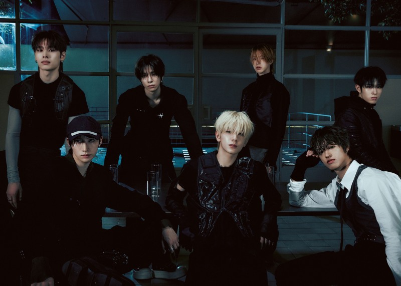 NEXZ, 美 그래미 '2025년 주목할 K팝 루키 8' 선정…‘글로벌 신예 존재감’