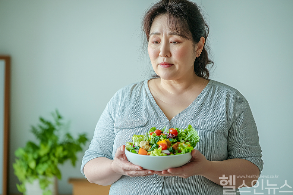 을사년 새해 뱃살과의 이별을 다짐했다면 지금부터 건강한 다이어트로 복부 비만을 개선하는 것이 필요하다. (클립아트코리아)