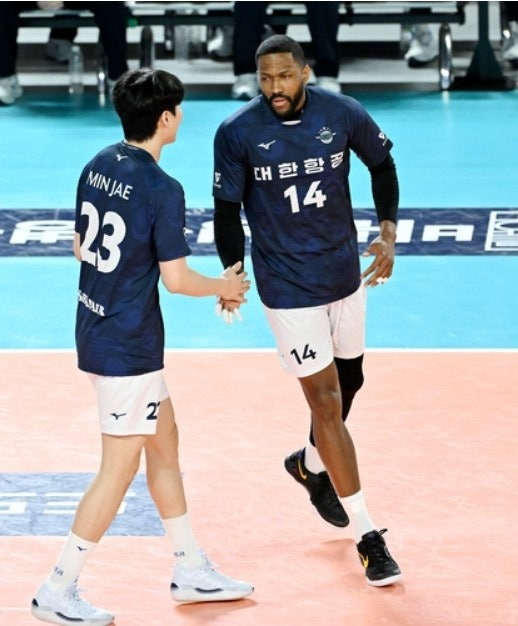 대한항공, 삼성화재에 3-0 셧아웃 승...요스바니 26득점