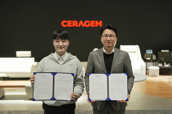 세라젬 이경수 대표(우측)과 에이슬립 이동헌 대표