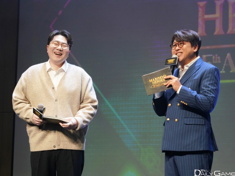 한용섭 디렉터가 좋은 업데이트로 보답하겠다고 약속했다.