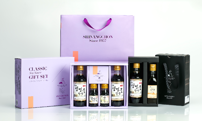 사진=신앙촌 생명물식품이 2025년 설을 맞이해 온라인 단독 출시한 양조간장 선물세트