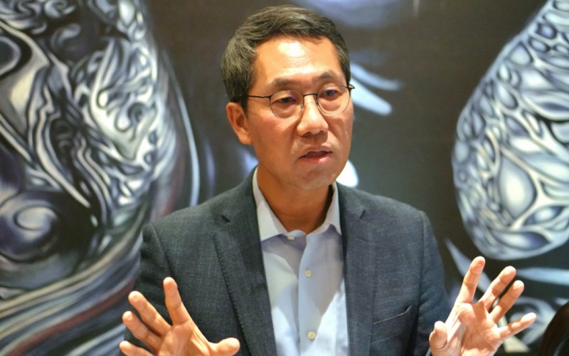 JPM 헬스케어 콘퍼런스 기자단 간담회에서 발언하는 이동훈 SK바이오팜 사장(SK바이오팜 제공)