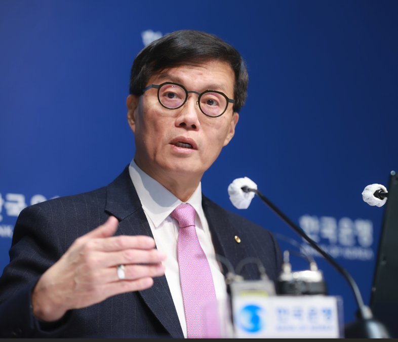 사진: 16일 이창용 한국은행 총재 기자회견 모습