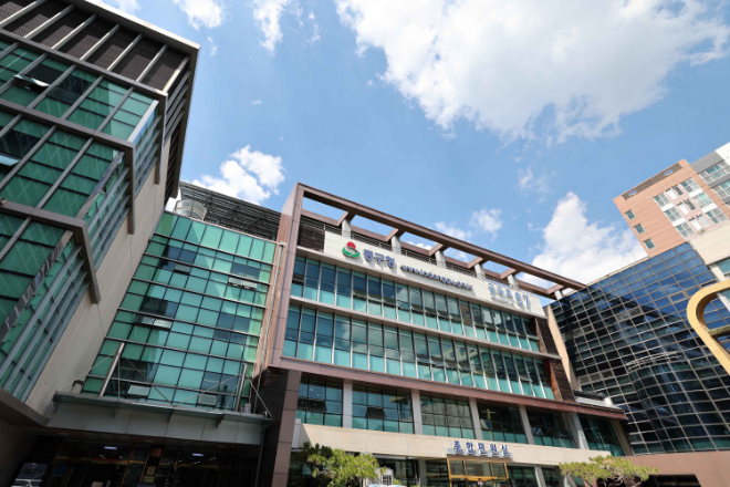 인천동구청 본관 전경