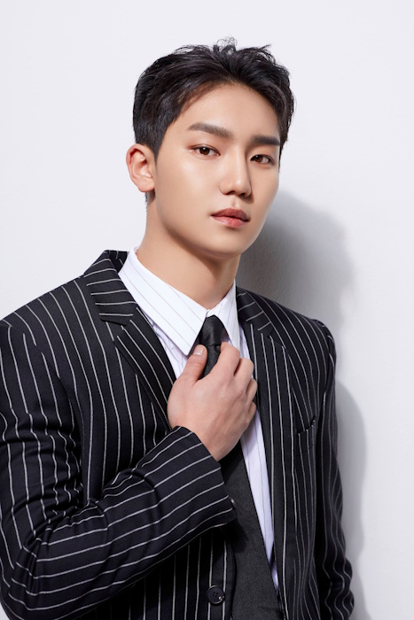 권형석, ‘스터디그룹’ 합류…황민현과 호흡