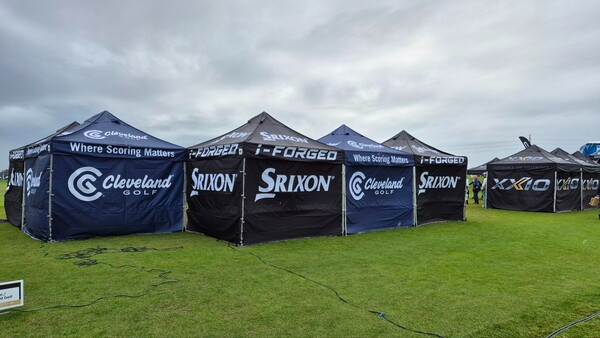 일본 던롭스포츠가 큰 부스를 만들며 미국에서 적극적인 활동을 하고 있다. 사진_류시환