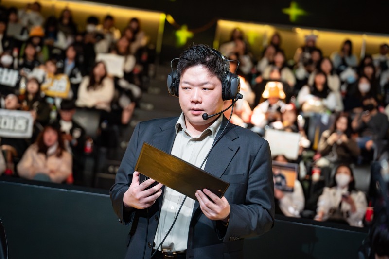 김정수 감독(사진=라이엇 게임즈)>