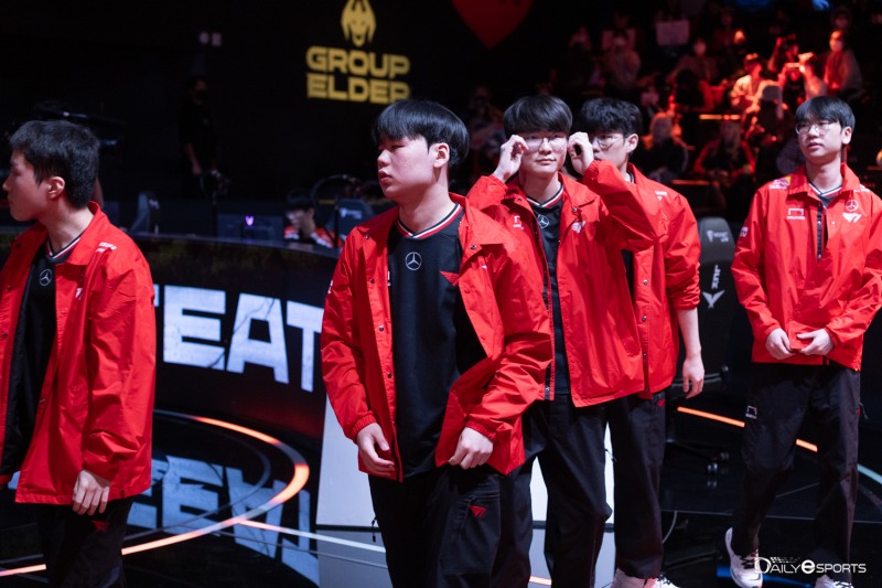 '스매시' 뛴 T1, 농심 꺾고 LCK 컵 3승 고지