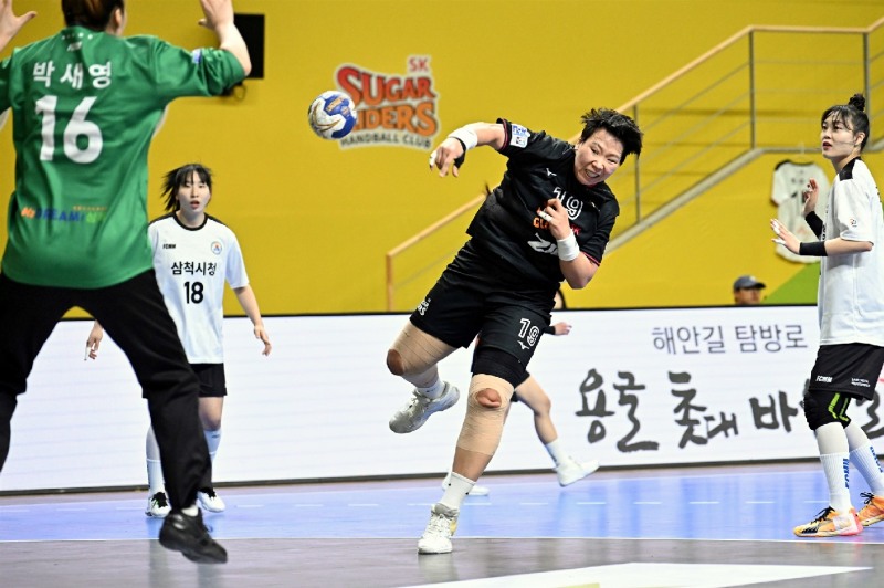 SK슈가글라이더즈 강은혜가 돌파슛을 하고 있다. / 사진제공=한국핸드볼연맹