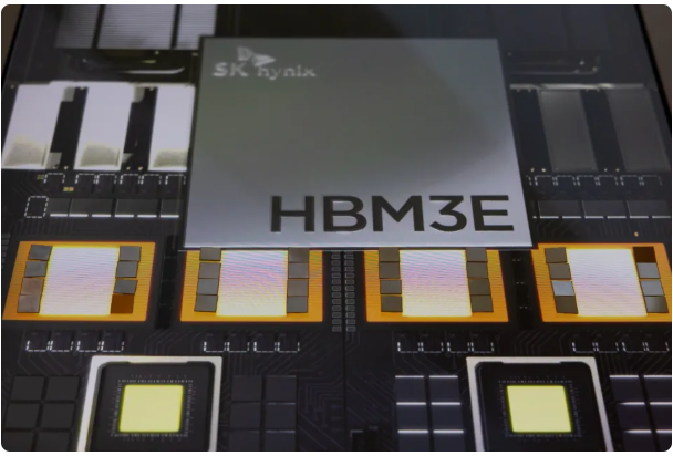 (상보) 엔비디아, 삼성전자 8단 HBM3E 납품 승인 - 블룸버그