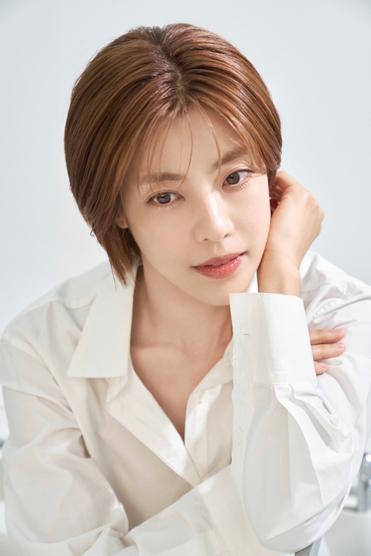 이윤지, 예능 ‘뷰티풀데이즈’ MC 활약ing…‘무엇이든 소화하는 멀티테이너’