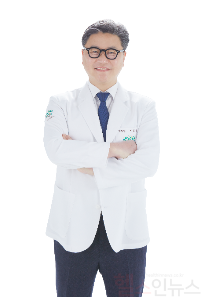 이동엽 참포도나무병원 원장