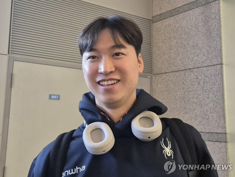 한화 이글스의 새 우완 사이드암 엄상백