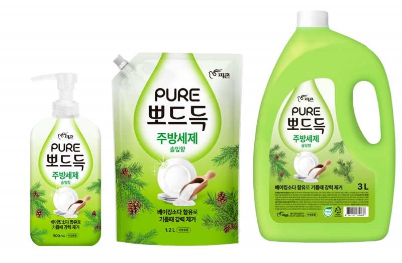피죤 ‘퓨어 뽀드득 주방세제 솔잎향’(사진제공=피죤)