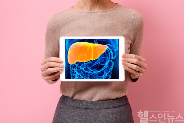비알코올성 지방간은 음주를 하지 않아도, 정상 체중에게도 발생할 수 있어 평소 올바른 생활 습관 관리가 매우 중요하다. (클립아트코리아)