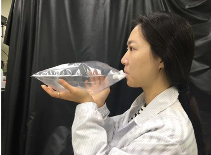 날숨 채취(ETRI 제공)