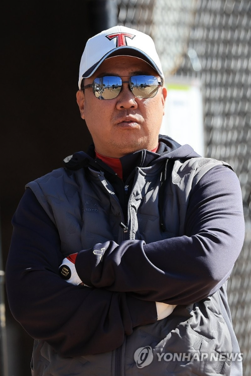 새 시즌 준비하는 이범호 감독