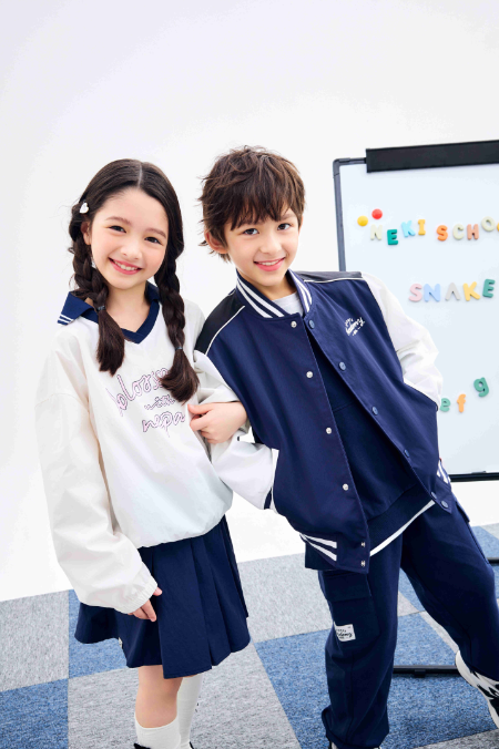네파키즈, 25SS 시즌 신학기 스쿨룩 화보 공개
