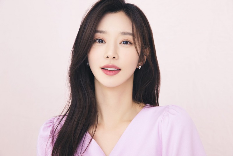 이주빈, ‘이혼보험’ 합류…유능한 언더라이터로 변신