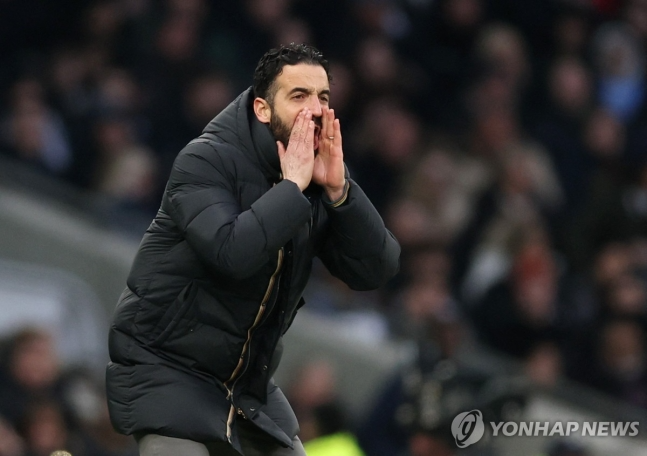 아모링 맨유 감독 '얘들아! 이러다 또 지겠어!'