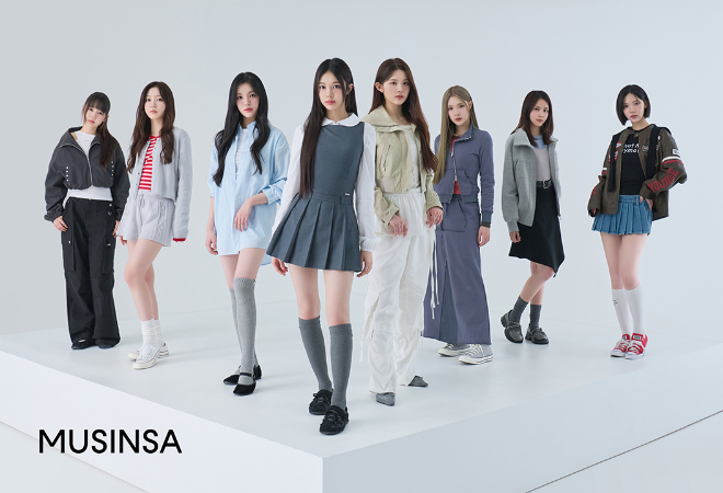 무신사가 SM엔터테인먼트의 신인 걸그룹 하츠투하츠와 손잡고 2025년 봄·여름(SS) 여성 패션 캠페인을 선보인다. (무신사 제공)