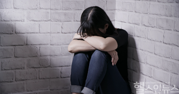 입학 시즌과 새학기를 맞아 푸른나무재단에서 학교폭력으로부터 자녀를 지키는 첫 걸음인 7가지 가이드를 제시했다. (클립아트코리아)