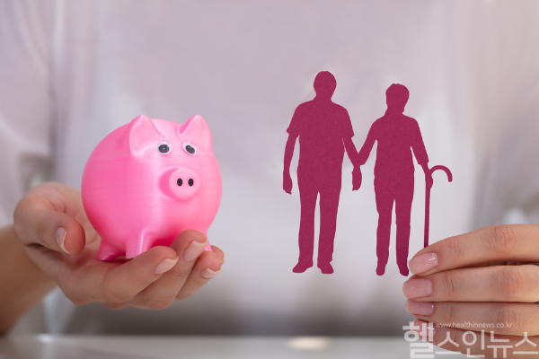 한국의 노후소득 보장이 유럽 8개국에 비해 낮은 수준을 보이는 것으로 확인됐다. (클립아트코리아)