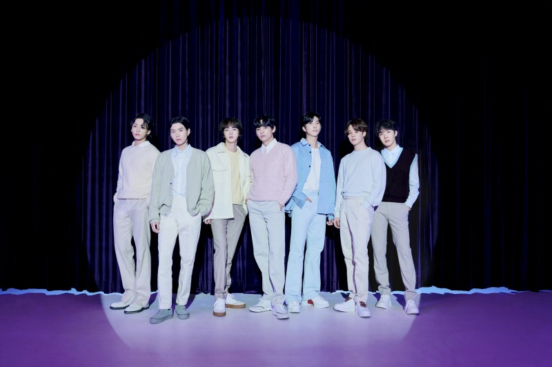 스포티파이 2024년 하반기 최다 스트리밍 ‘톱 10’ 중 절반이 BTS 솔로곡…‘엄청난 영향력 입증’
