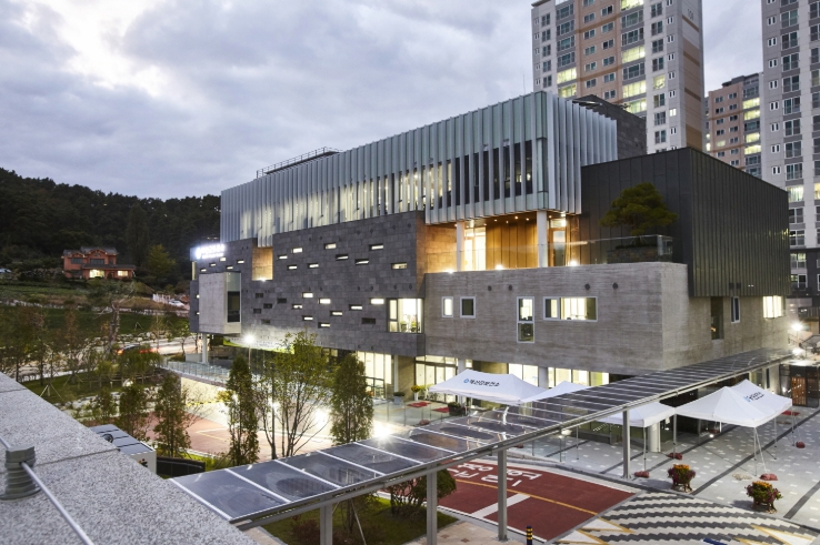 예산군이 임산부와 영유아의 건강 증진을 위한 '영양플러스' 사업의 2025년 2분기 신규 대상자를 모집한다. (예산군 제공)