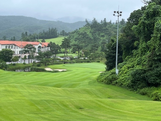 엑스골프가 3월 골프 시즌을 맞아 파격적인 초특가 대관 행사를 실시한다. (엑스골프 제공)